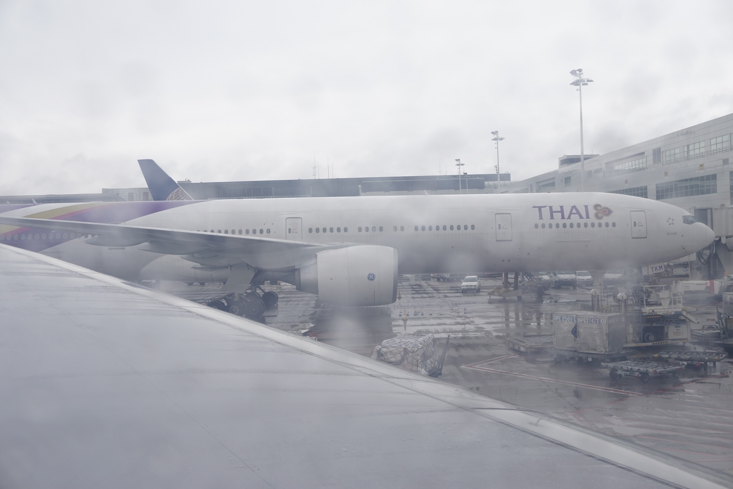 泰航，下一个航程是泰国，话说素万那普机场比布鲁塞尔的好多了